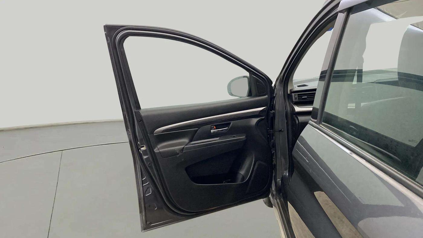 2023 Maruti XL6 ALPHA AT, Petrol, Automatic, 39,712 km, LHS Front Door