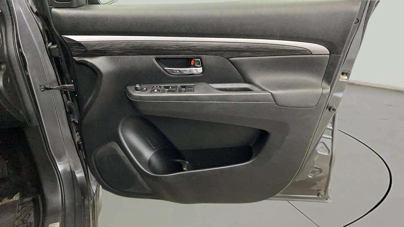 2023 Maruti XL6 ALPHA AT, Petrol, Automatic, 39,712 km, Driver Side Door Panels Control