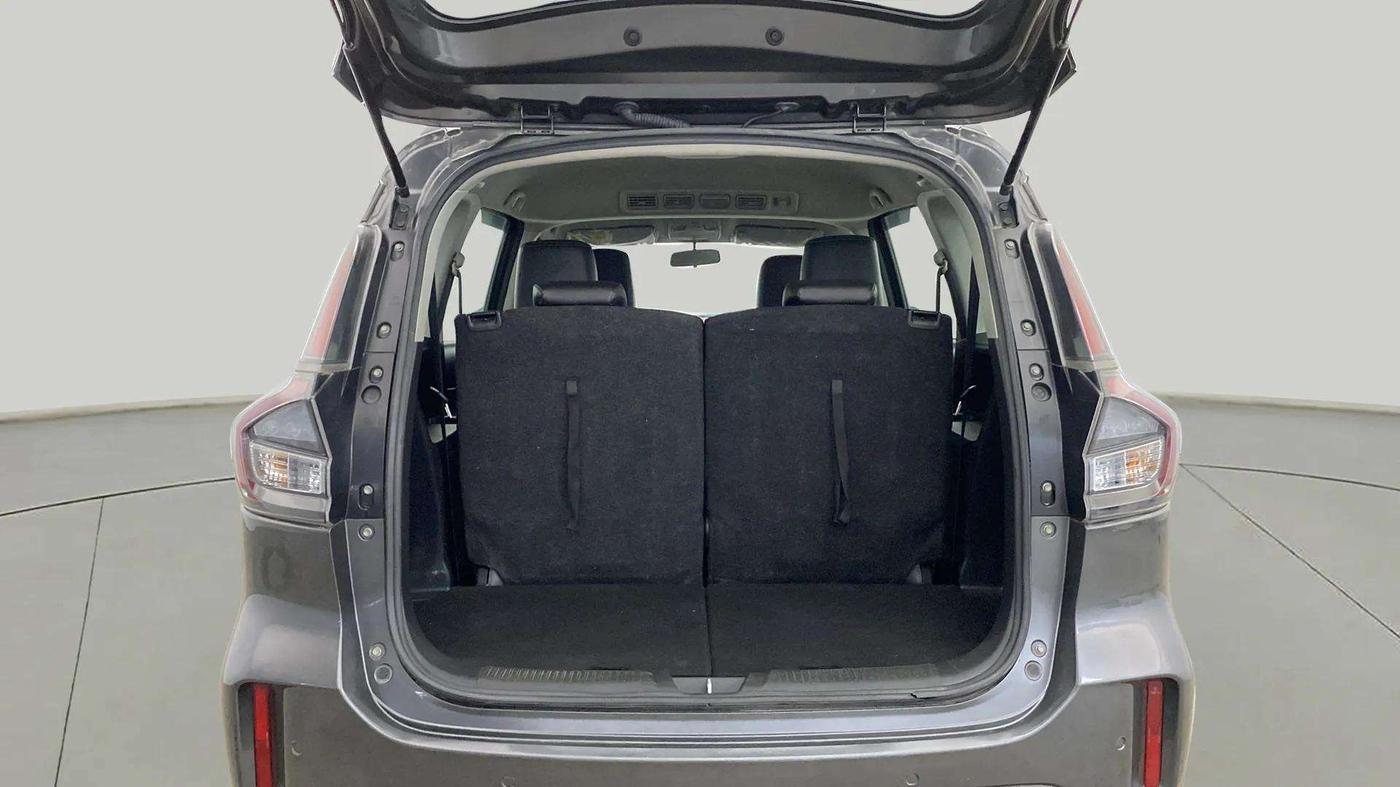 2023 Maruti XL6 ALPHA AT, Petrol, Automatic, 39,712 km, Boot Inside