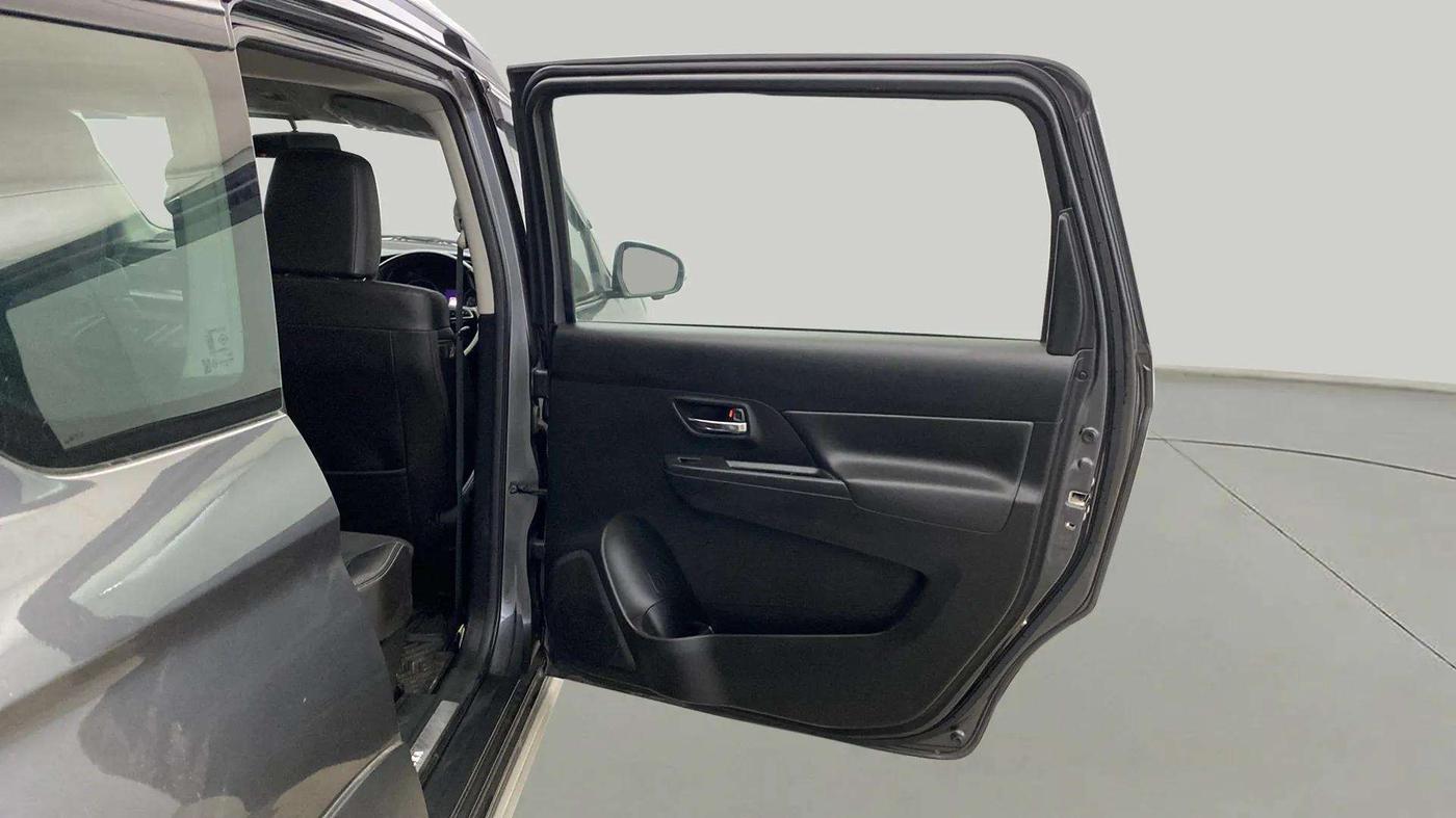 2023 Maruti XL6 ALPHA AT, Petrol, Automatic, 39,712 km, RHS Rear Door