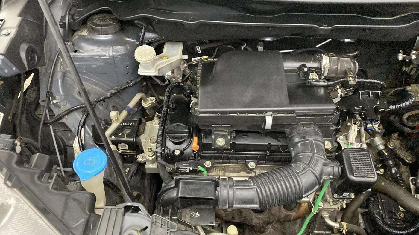 2023 Maruti XL6 ALPHA AT, Petrol, Automatic, 39,712 km, Engine View - Right