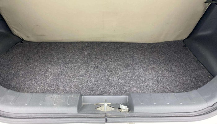 2015 Maruti Alto K10 VXI, Petrol, Manual, 26,016 km, Boot Open Zoomed View