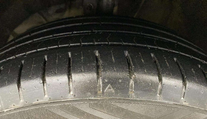 2021 Maruti Baleno ZETA CVT PETROL 1.2, Petrol, Automatic, 42,721 km, Left Front Tyre Tread
