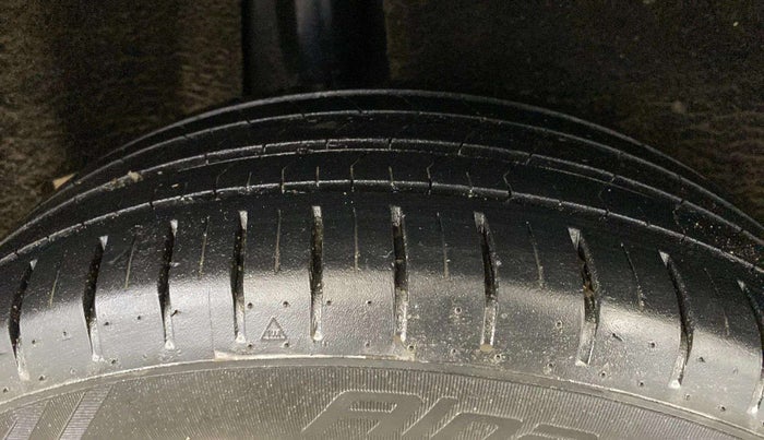 2021 Maruti Baleno ZETA CVT PETROL 1.2, Petrol, Automatic, 42,721 km, Right Rear Tyre Tread