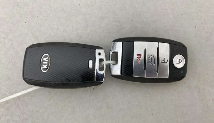 2020 KIA SELTOS HTX 1.5 PETROL, Petrol, Manual, 36,119 km, Key Close Up