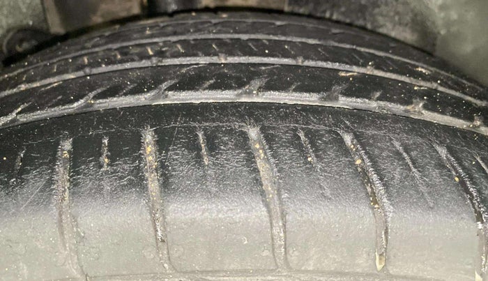 2020 KIA SELTOS HTX 1.5 PETROL, Petrol, Manual, 36,119 km, Right Rear Tyre Tread