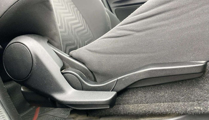 2020 Maruti Swift ZXI AMT, Petrol, Automatic, 51,839 km, Driver Side Adjustment Panel