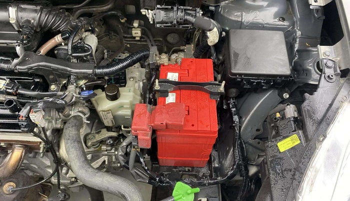 2020 Maruti Swift ZXI AMT, Petrol, Automatic, 51,839 km, Engine View - Left