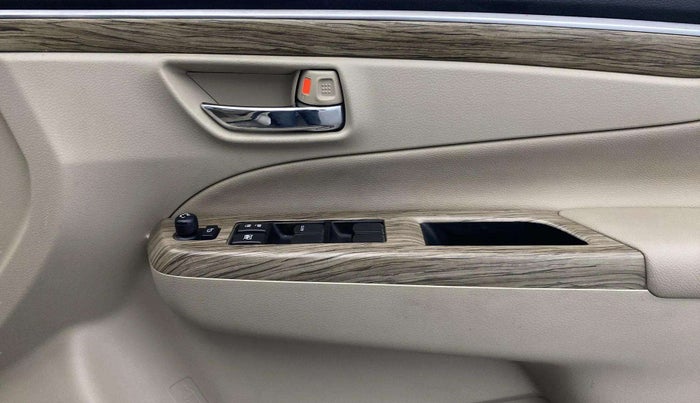 2020 Maruti Ciaz ALPHA 1.5 SHVS PETROL, Petrol, Manual, 32,482 km, Driver Side Door Panels Control