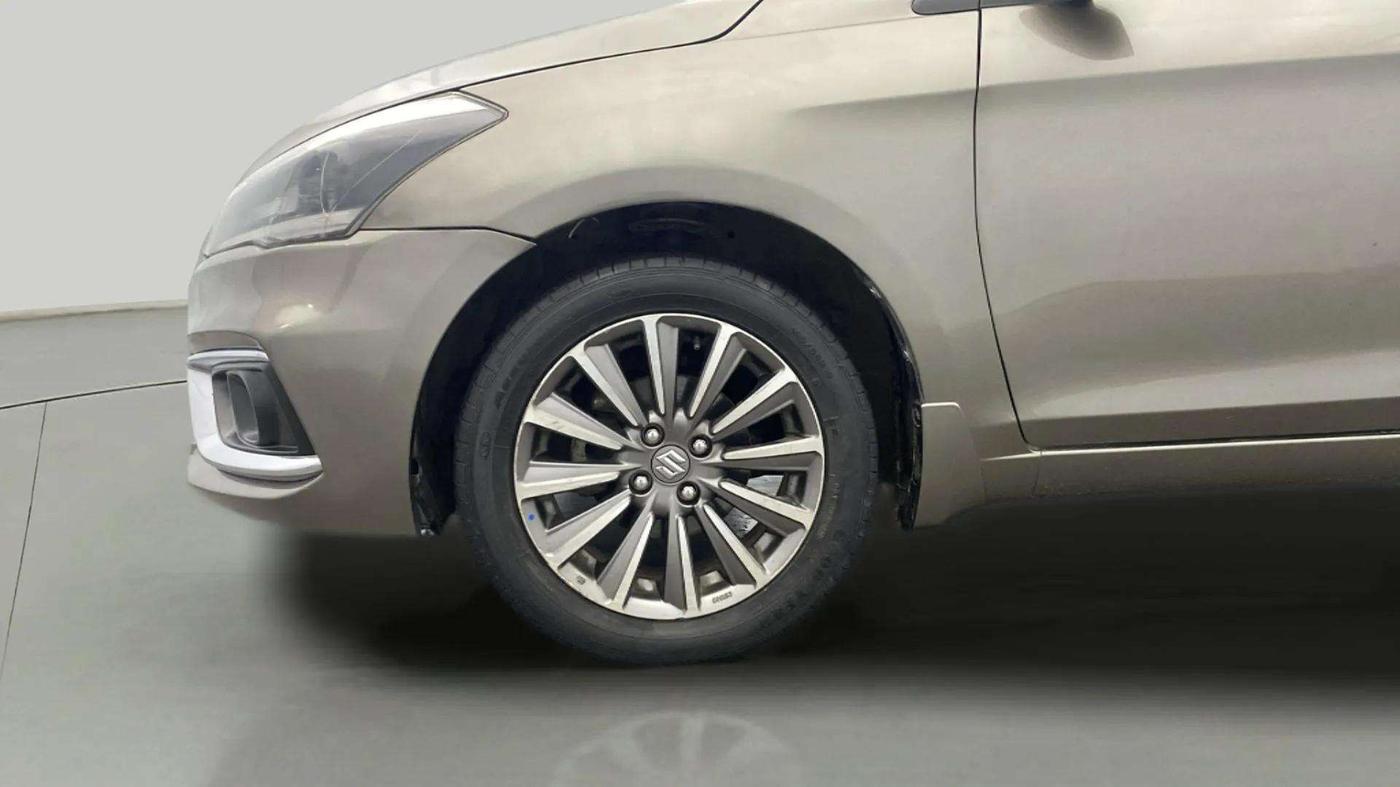2020 Maruti Ciaz ALPHA 1.5 SHVS PETROL, Petrol, Manual, 32,482 km, Left Front Wheel