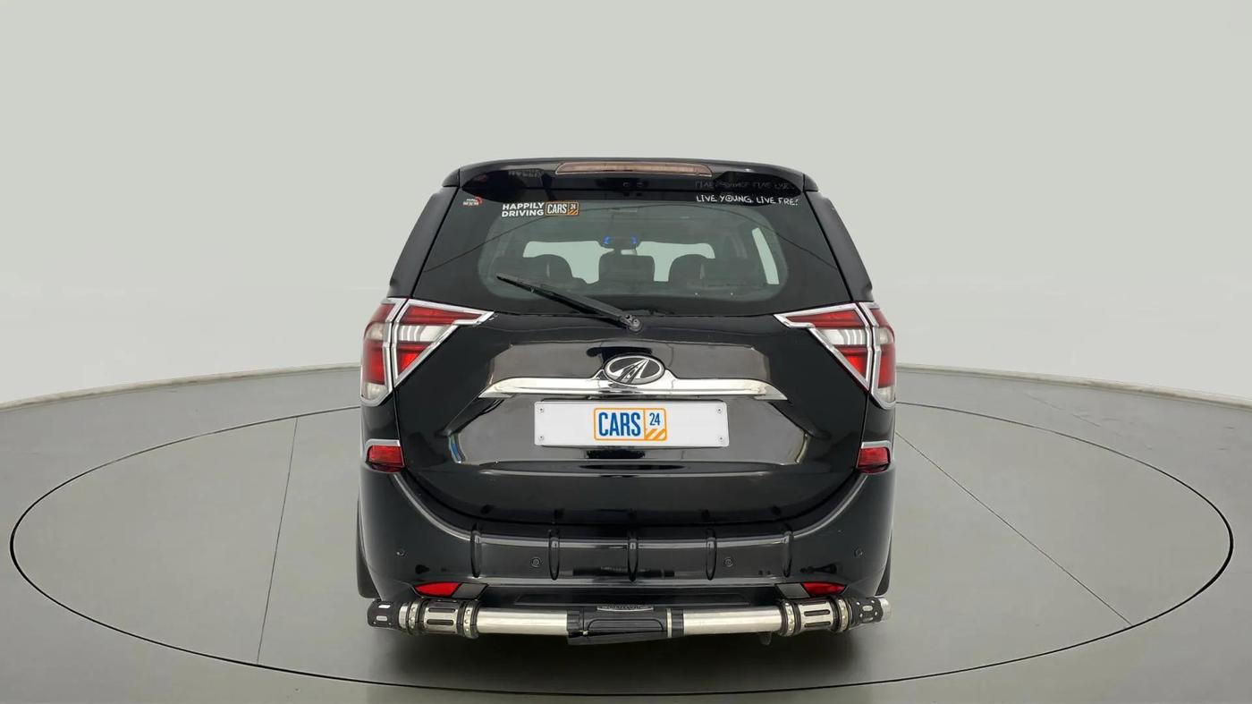 2019 Mahindra XUV500 W11, Diesel, Manual, 1,00,606 km, Back/Rear