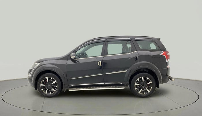 2019 Mahindra XUV500 W11, Diesel, Manual, 1,00,606 km, Left Side