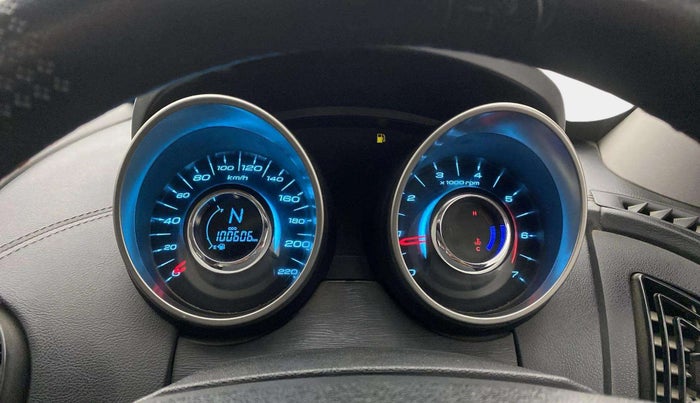 2019 Mahindra XUV500 W11, Diesel, Manual, 1,00,606 km, Odometer Image