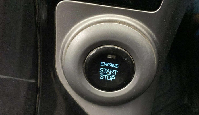 2019 Mahindra XUV500 W11, Diesel, Manual, 1,00,606 km, Keyless Start/ Stop Button