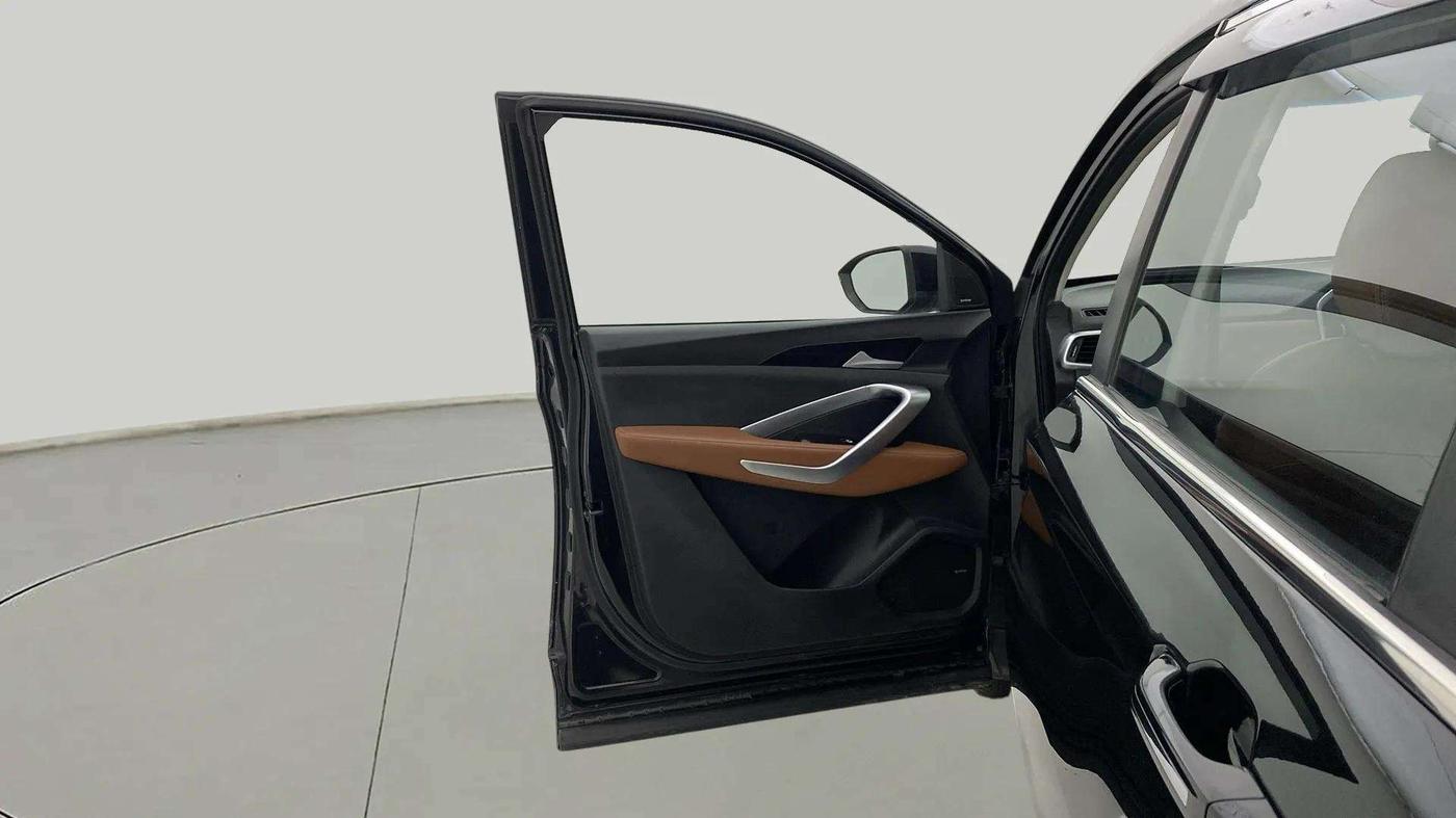 2021 MG HECTOR PLUS SHARP 1.5 PETROL TURBO CVT 6-STR, Petrol, Automatic, 44,395 km, LHS Front Door