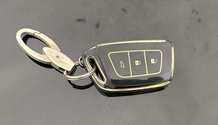 2021 MG HECTOR PLUS SHARP 1.5 PETROL TURBO CVT 6-STR, Petrol, Automatic, 44,275 km, Key Close Up