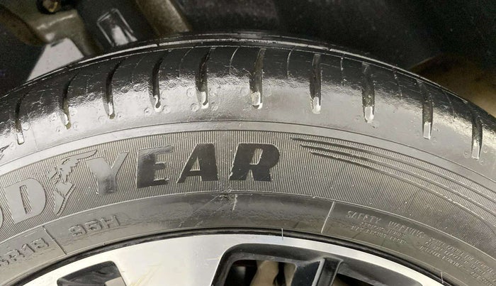 2021 MG HECTOR PLUS SHARP 1.5 PETROL TURBO CVT 6-STR, Petrol, Automatic, 44,275 km, Left Rear Tyre Tread