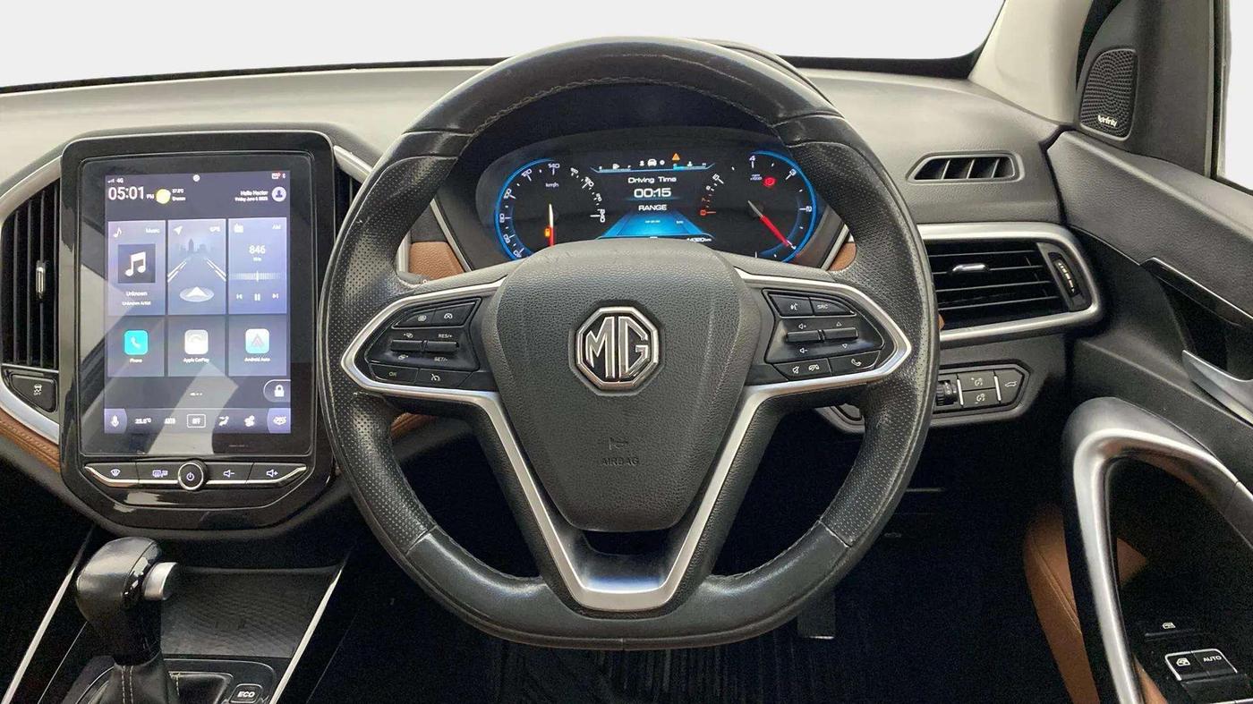 2021 MG HECTOR PLUS SHARP 1.5 PETROL TURBO CVT 6-STR, Petrol, Automatic, 44,395 km, Steering Wheel Close Up