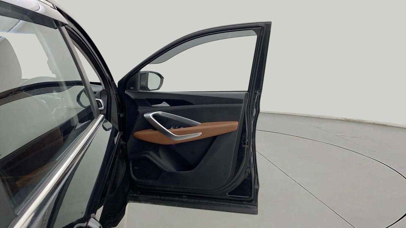 2021 MG HECTOR PLUS SHARP 1.5 PETROL TURBO CVT 6-STR, Petrol, Automatic, 44,395 km, RHS Front Door