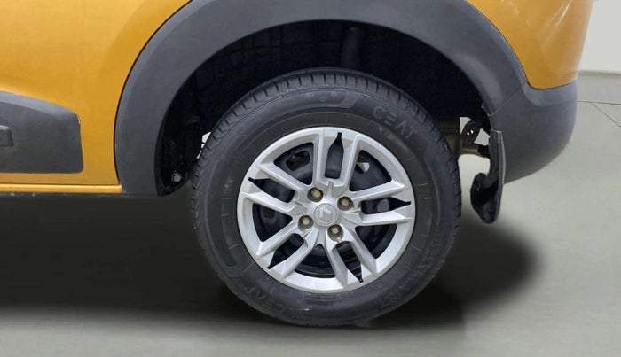 2020 Renault TRIBER RXL MT, Petrol, Manual, 18,120 km, Left Rear Wheel