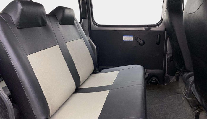 2023 Maruti Eeco 7 STR STD 1.2, Petrol, Manual, 48,668 km, Right Side Rear Door Cabin
