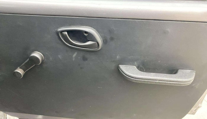 2023 Maruti Eeco 7 STR STD 1.2, Petrol, Manual, 48,668 km, Driver Side Door Panels Control