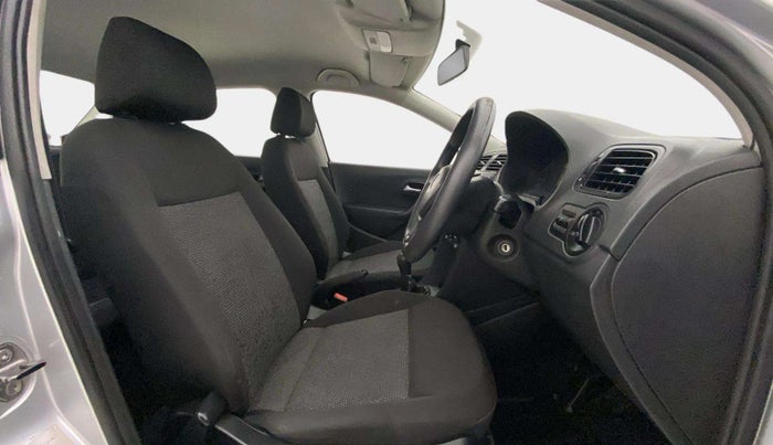 2016 Volkswagen Ameo TRENDLINE 1.5L, Diesel, Manual, 1,11,528 km, Right Side Front Door Cabin