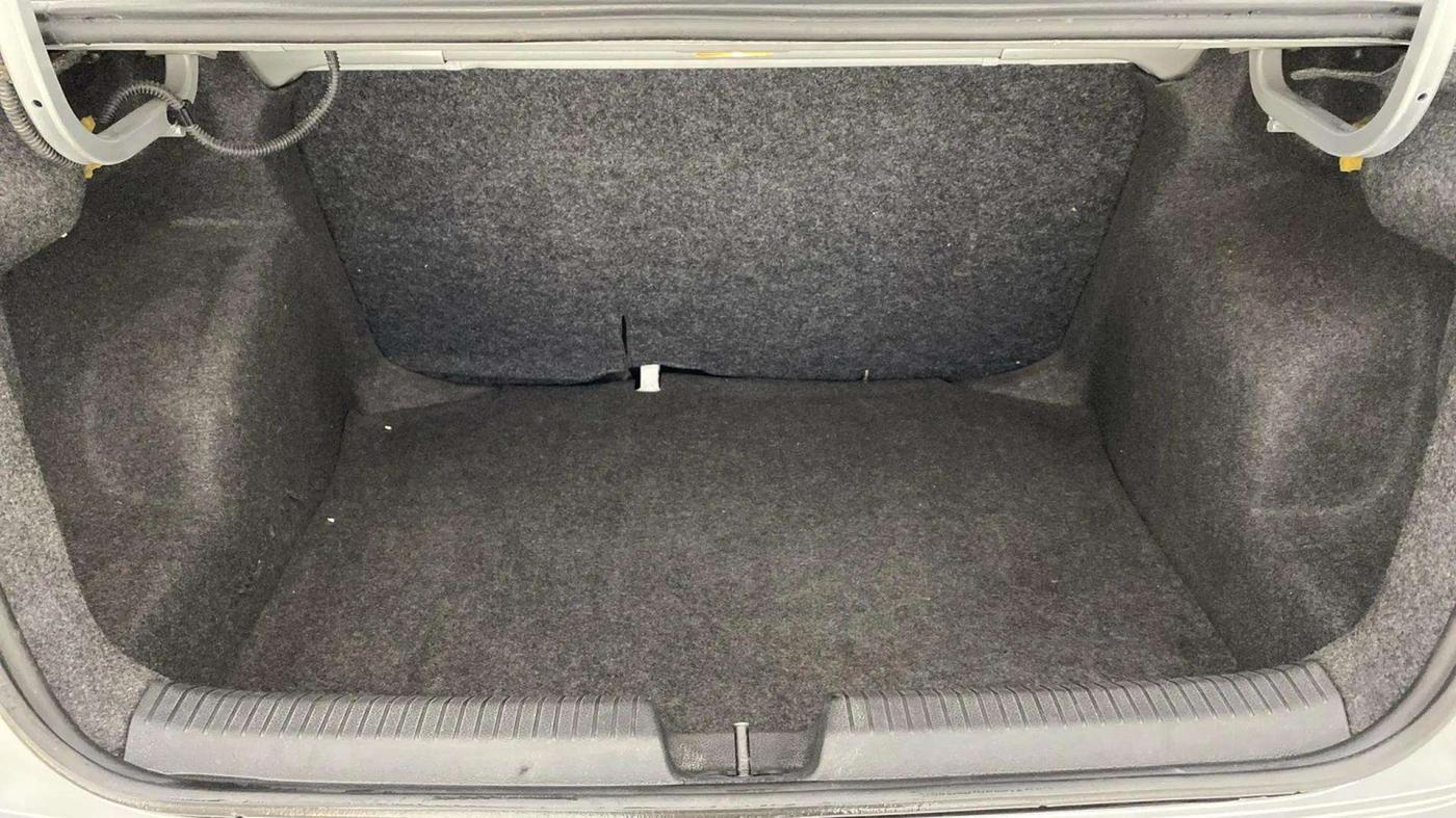 2016 Volkswagen Ameo TRENDLINE 1.5L, Diesel, Manual, 1,11,528 km, Boot Open Zoomed View