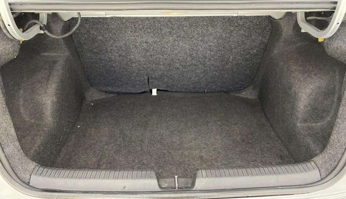 2016 Volkswagen Ameo TRENDLINE 1.5L, Diesel, Manual, 1,11,528 km, Boot Open Zoomed View