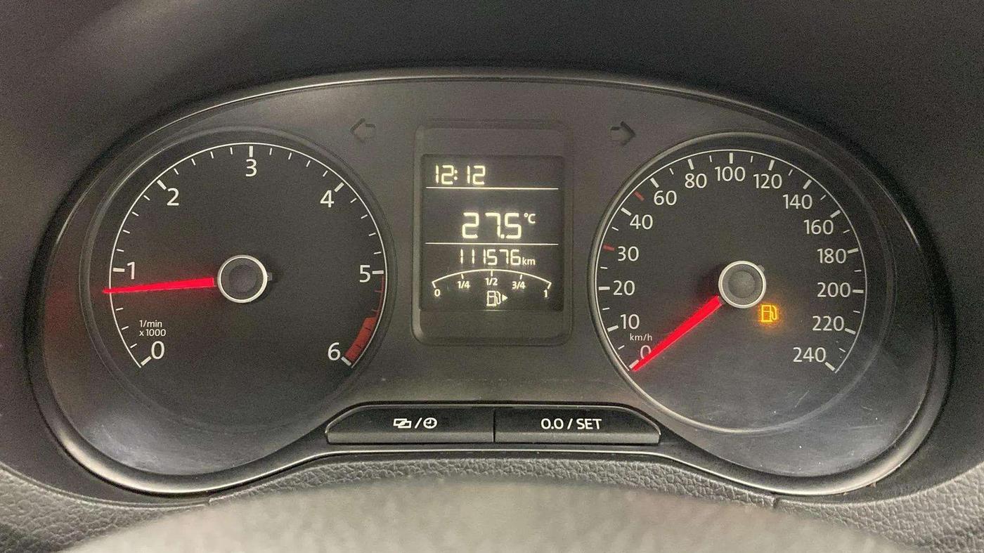 2016 Volkswagen Ameo TRENDLINE 1.5L, Diesel, Manual, 1,11,528 km, Odometer Image