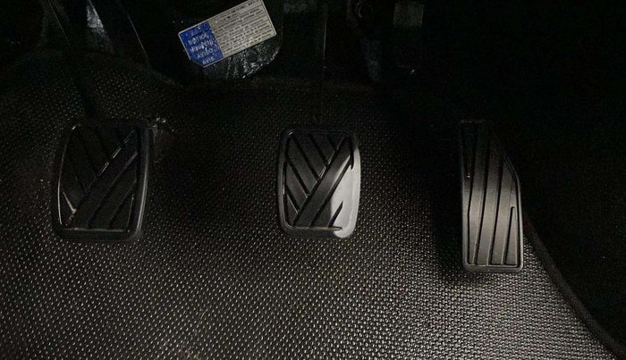 2020 Maruti Baleno SIGMA PETROL 1.2, Petrol, Manual, 58,302 km, Pedals