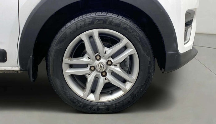 2020 Renault TRIBER RXZ, Petrol, Manual, 65,882 km, Right Front Wheel