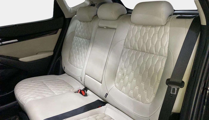 2020 KIA SELTOS HTX 1.5 PETROL, Petrol, Manual, 60,468 km, Right Side Rear Door Cabin