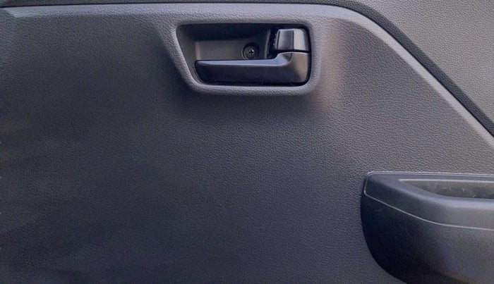 2023 Maruti Alto K10 VXI, Petrol, Manual, 14,799 km, Driver Side Door Panels Control