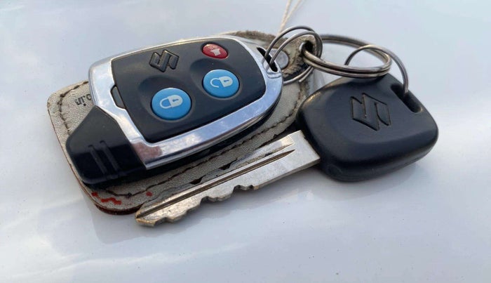 2023 Maruti Alto K10 VXI, Petrol, Manual, 14,799 km, Key Close Up