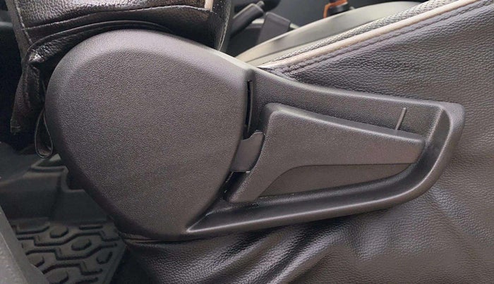 2023 Maruti Alto K10 VXI, Petrol, Manual, 14,799 km, Driver Side Adjustment Panel