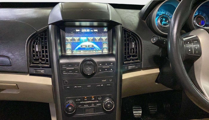 2016 Mahindra XUV500 W10 1.99, Diesel, Manual, 88,498 km, Air Conditioner