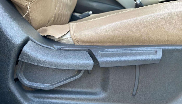 2020 Hyundai AURA SX 1.2 (O), Petrol, Manual, 28,145 km, Driver Side Adjustment Panel