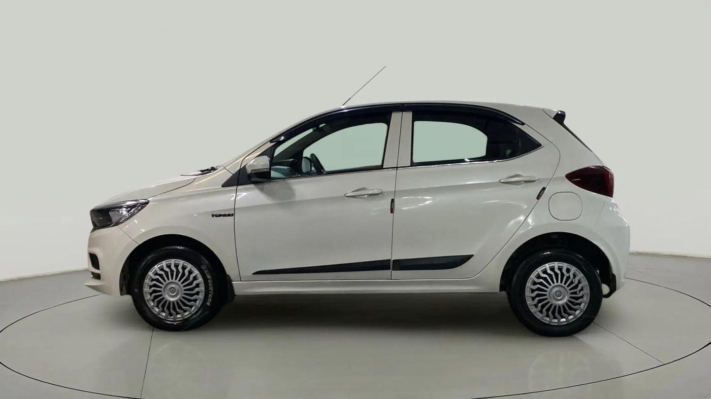 2021 Tata Tiago XT (O) PETROL, Petrol, Manual, 29,588 km, Left Side
