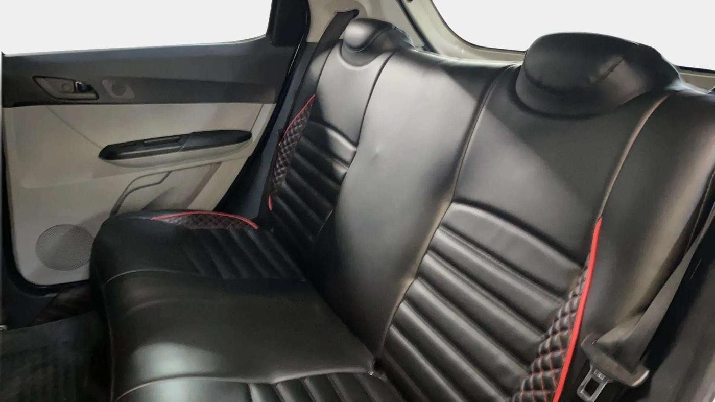 2021 Tata Tiago XT (O) PETROL, Petrol, Manual, 29,588 km, Right Side Rear Door Cabin