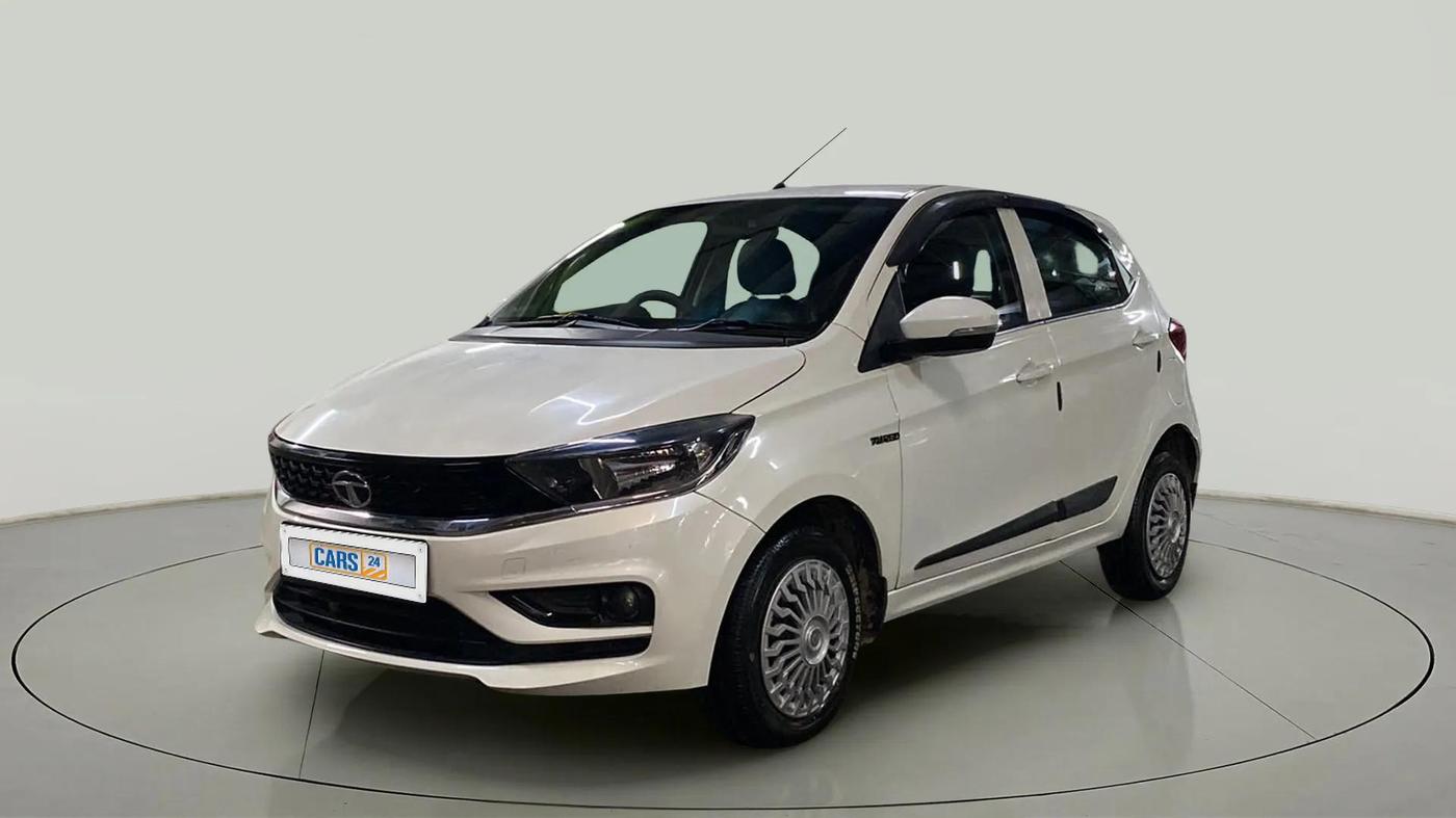 2021 Tata Tiago XT (O) PETROL, Petrol, Manual, 29,588 km, Left Front Diagonal