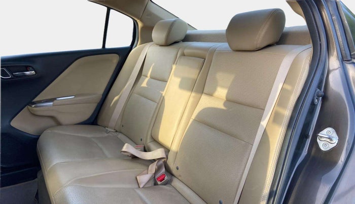 2017 Honda City 1.5L I-VTEC ZX CVT, Petrol, Automatic, 63,594 km, Right Side Rear Door Cabin