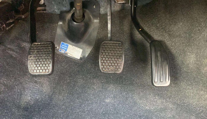 2016 Maruti Alto 800 LXI, Petrol, Manual, 36,515 km, Pedals