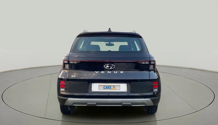 2023 Hyundai VENUE SX 1.2 PETROL, Petrol, Manual, 28,511 km, Back/Rear