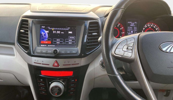 2020 Mahindra XUV300 W8 1.2 PETROL, Petrol, Manual, 36,999 km, Air Conditioner