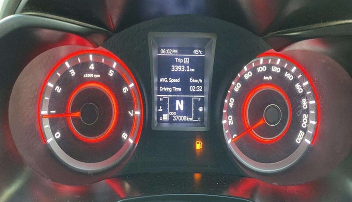 2020 Mahindra XUV300 W8 1.2 PETROL, Petrol, Manual, 36,999 km, Odometer Image