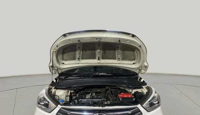 2017 Hyundai Creta SX PLUS AT 1.6 PETROL, Petrol, Automatic, 59,783 km, Open Bonet
