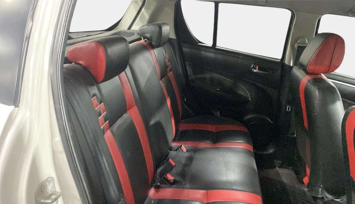 2015 Maruti Swift VXI GLORY EDITION, Petrol, Manual, 56,005 km, Right Side Rear Door Cabin