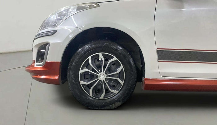 2015 Maruti Swift VXI GLORY EDITION, Petrol, Manual, 56,005 km, Left Front Wheel