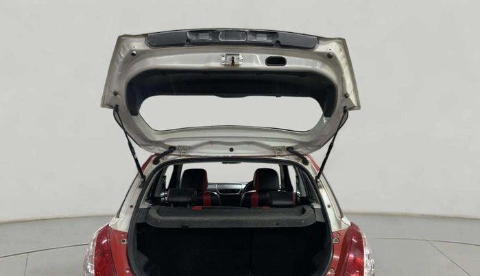 2015 Maruti Swift VXI GLORY EDITION, Petrol, Manual, 56,005 km, Boot Door Open